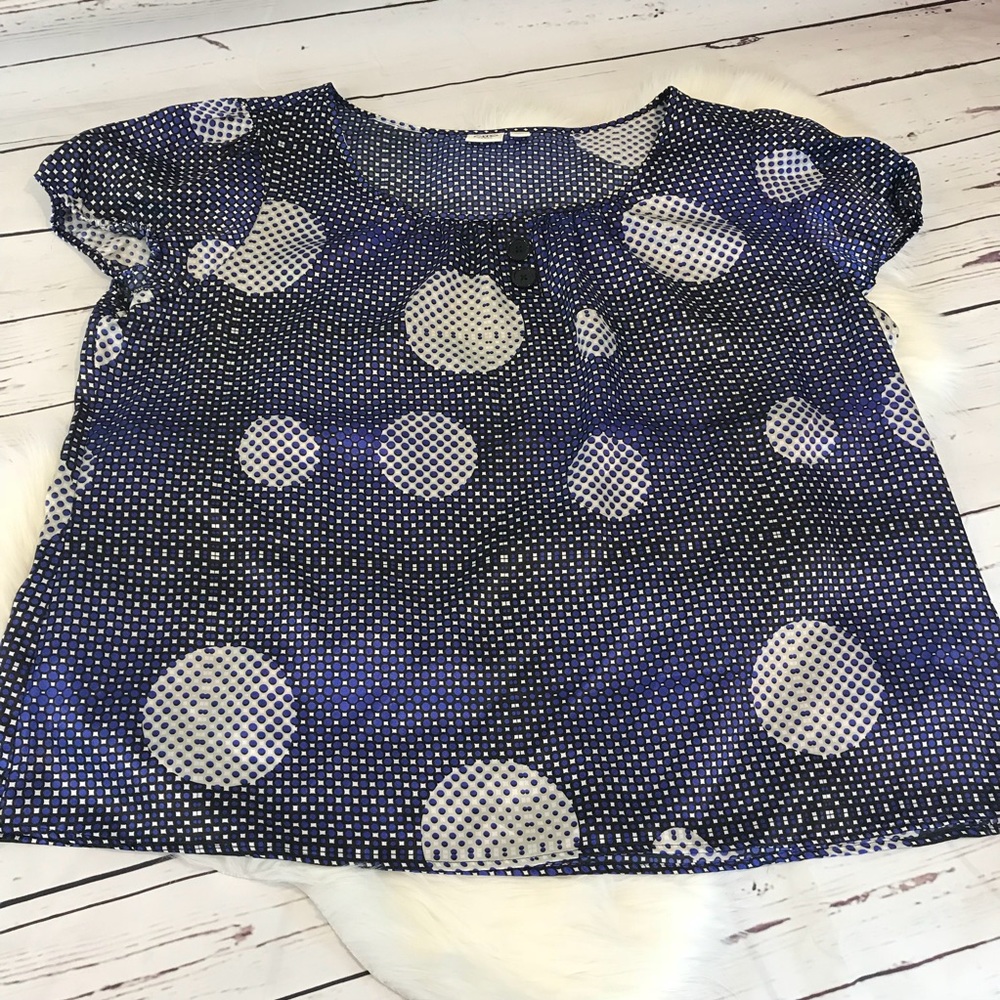 Cato Woman 26/28w blue short sleeve blouse